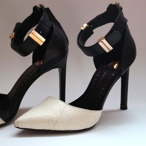 Dolce Vita Kana Snakeskin Pumps